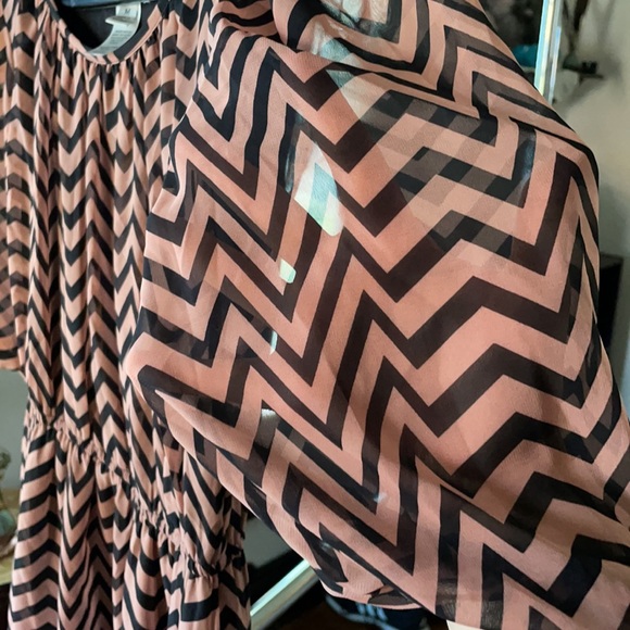 Striped Asymmetrical Dress - Picture 3 of 4